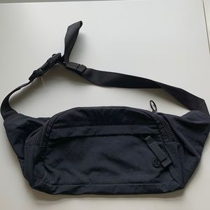 Lululemon Fanny Pack - Black